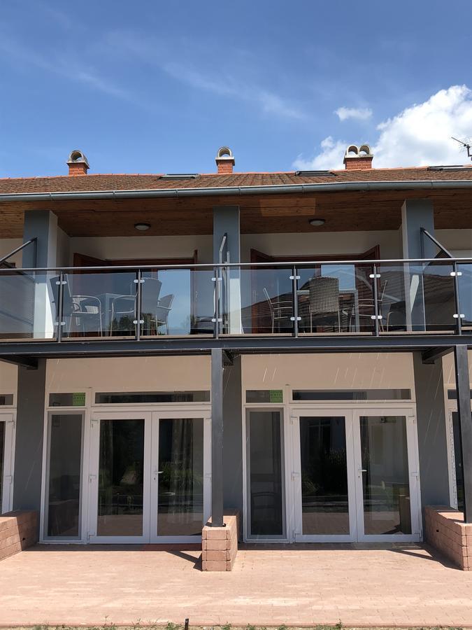 Zamárdi Parti Apartman Bagian luar foto